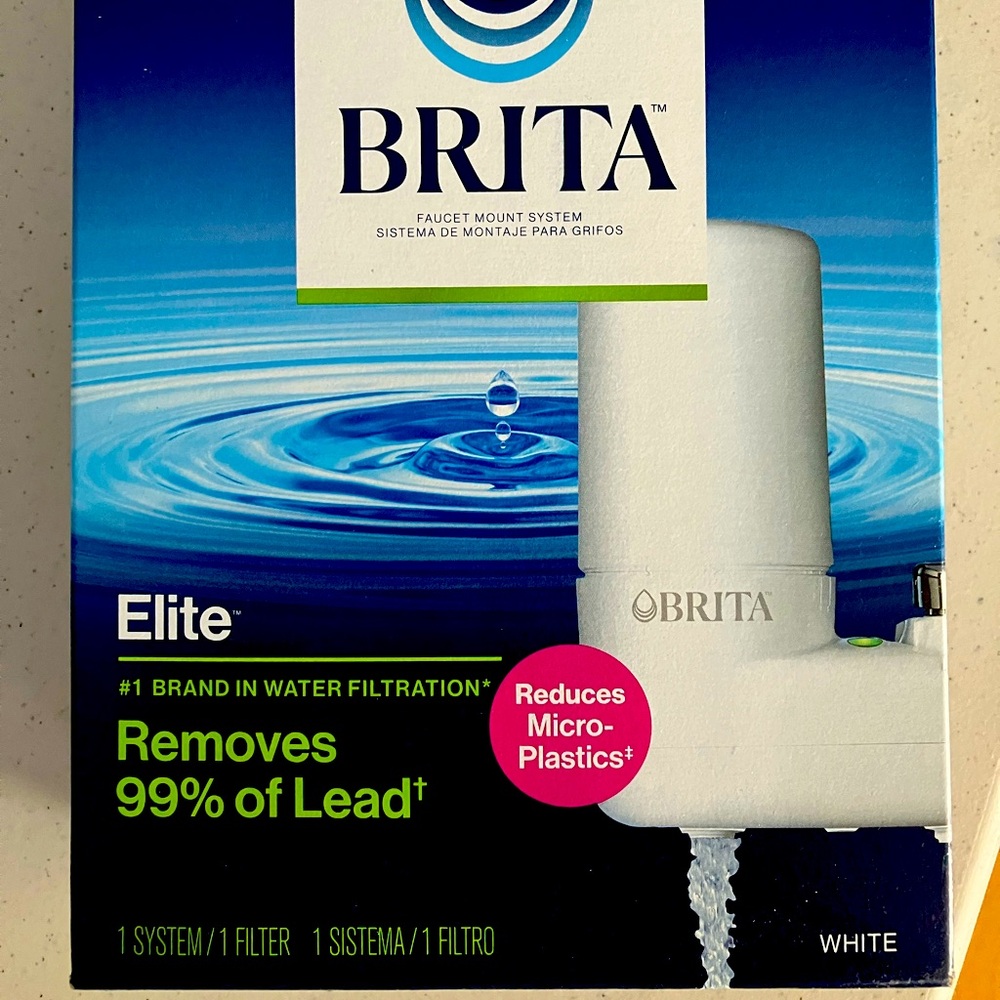 Brita faucet mount system